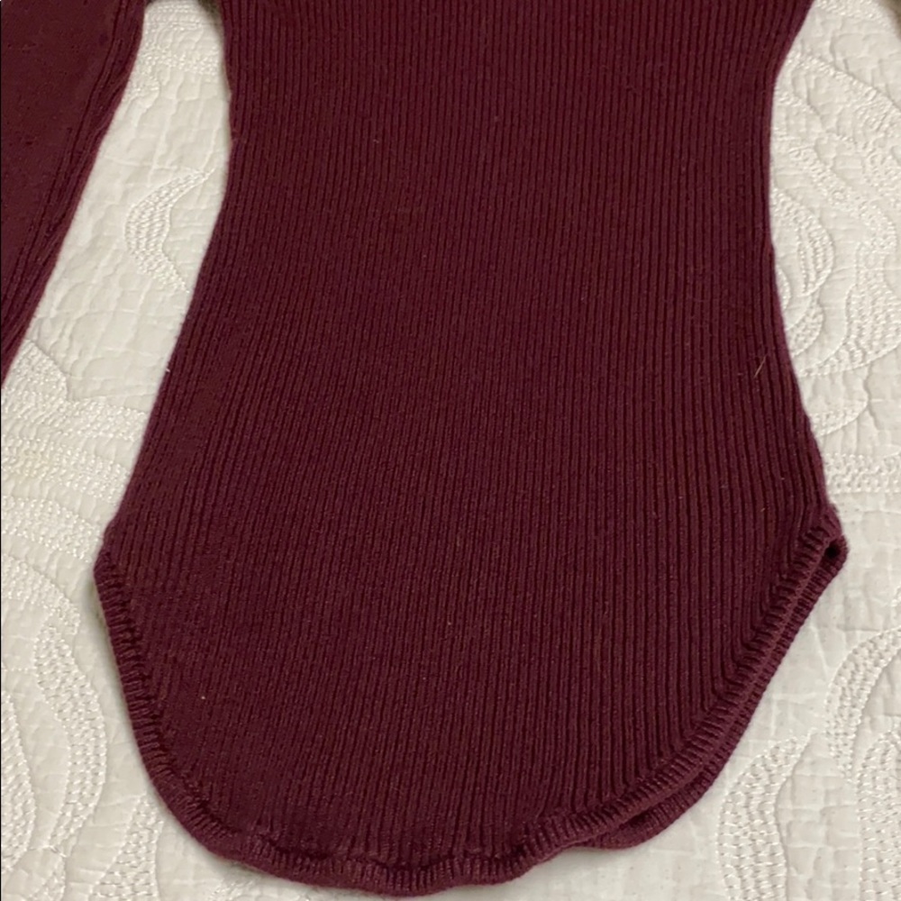 Women’s long sleeve cute Burgundy sweater - Picture 7 of 7